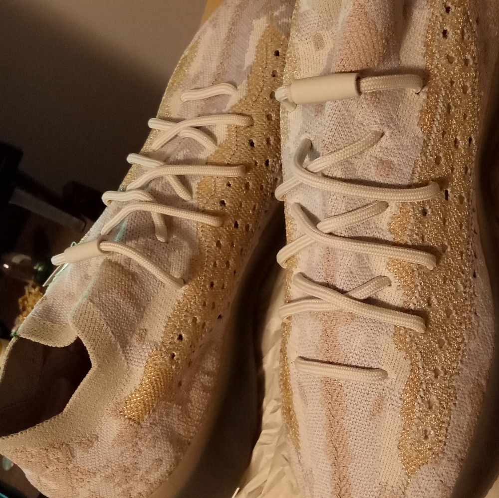 Don't Need - Picture 2 of 6